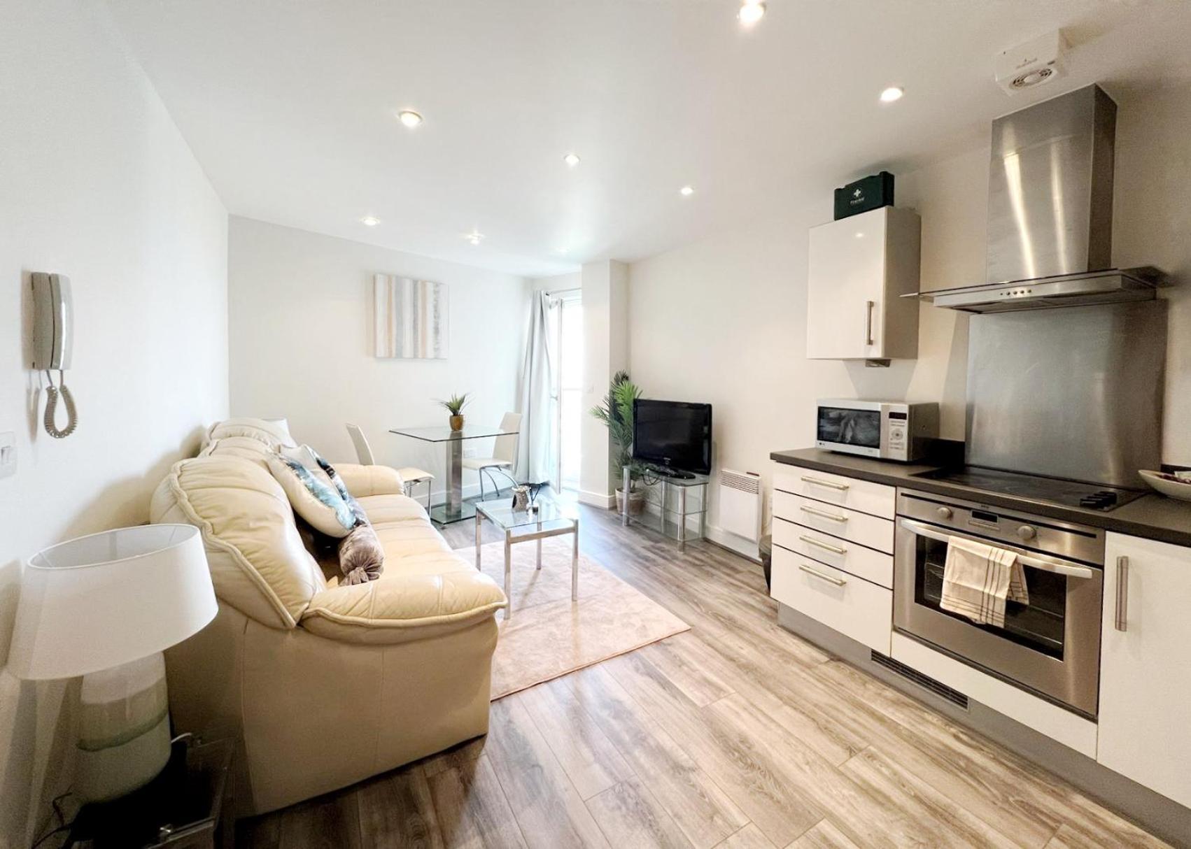 Seaview Boutique One-Bedroom Apt Swansea Exterior foto