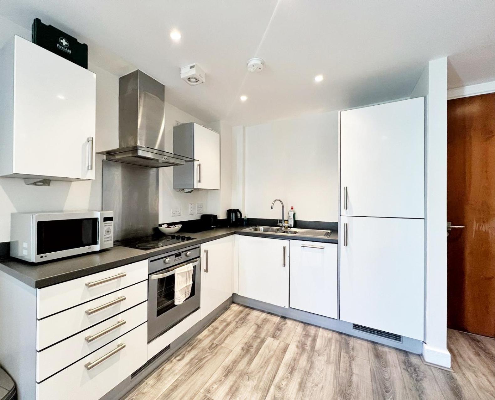 Seaview Boutique One-Bedroom Apt Swansea Exterior foto